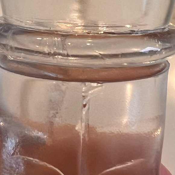 Antique EAPG McKee Bros Yale Pattern Glass Pedestal Cake Stand - Picture 10 of 10